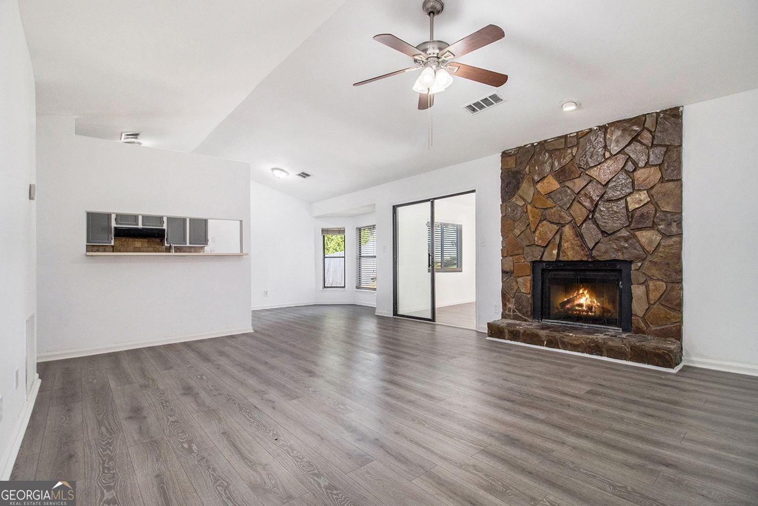 1066 Worcester Place Lilburn - 4