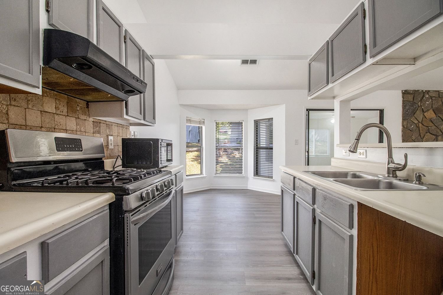 1066 Worcester Place Lilburn - 8