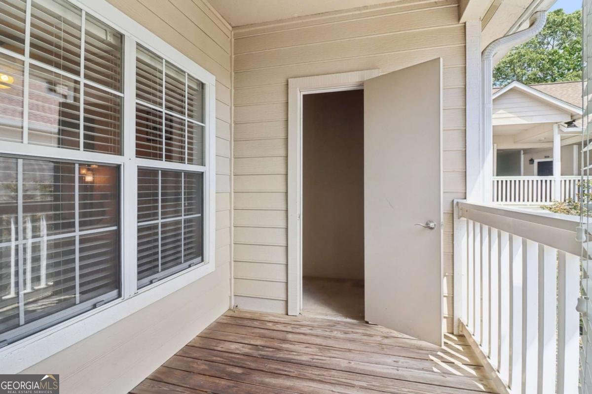 1250 Parkwood Circle Atlanta - 19