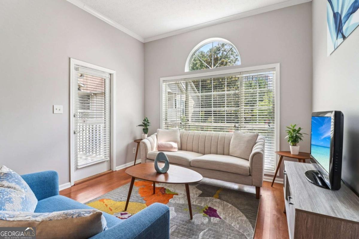 1250 Parkwood Circle Atlanta - 6