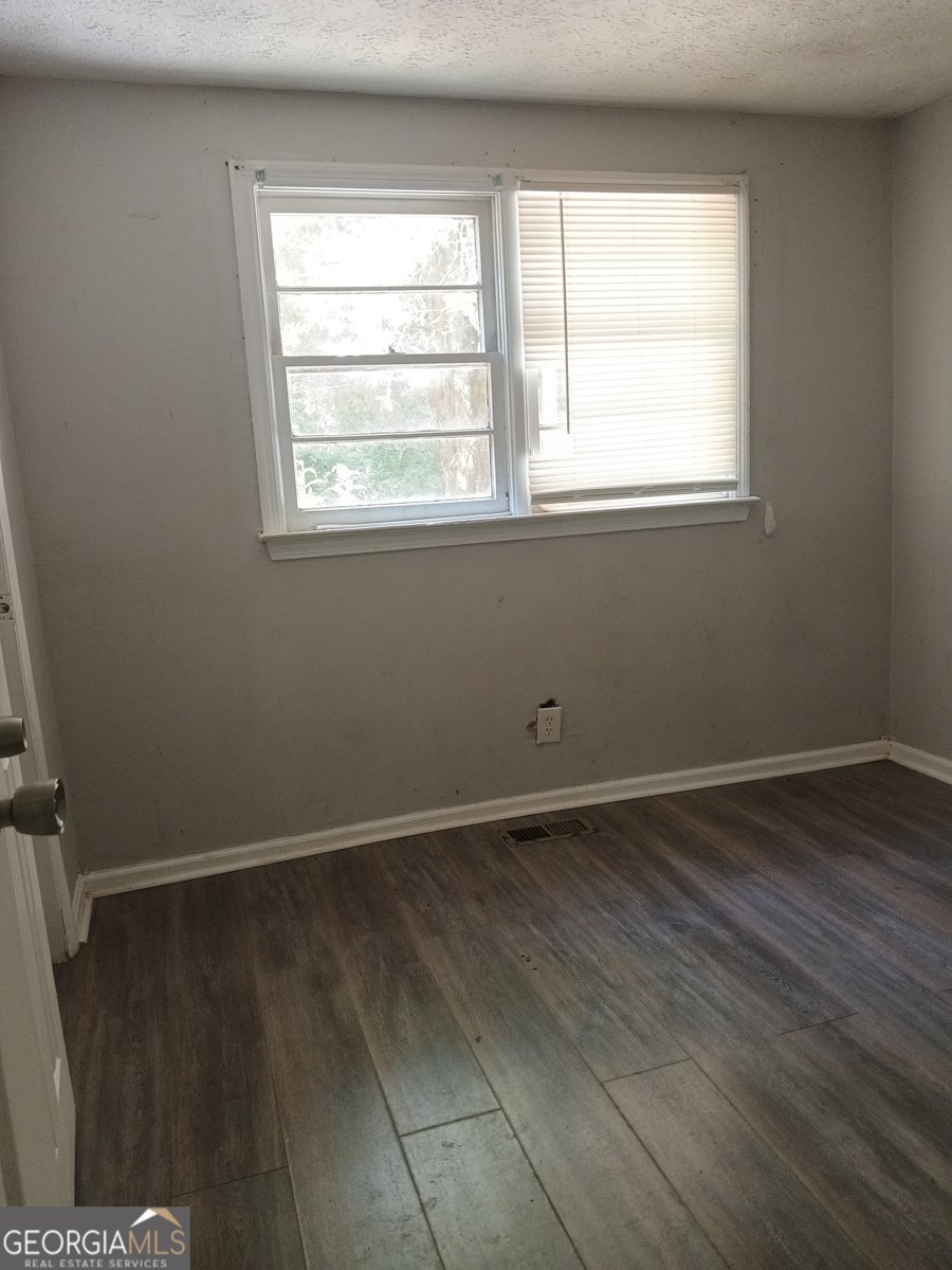 5135 Hilltop Drive Union City - 14