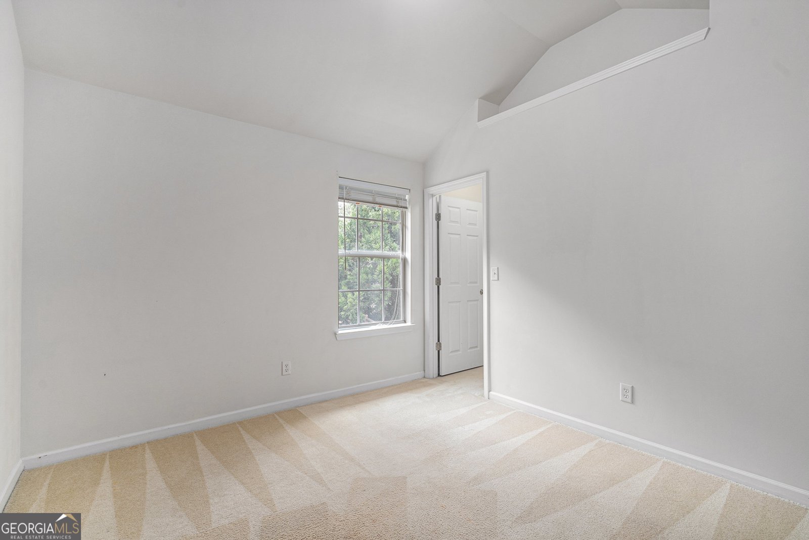 6037 Hemperly Road Atlanta - 18
