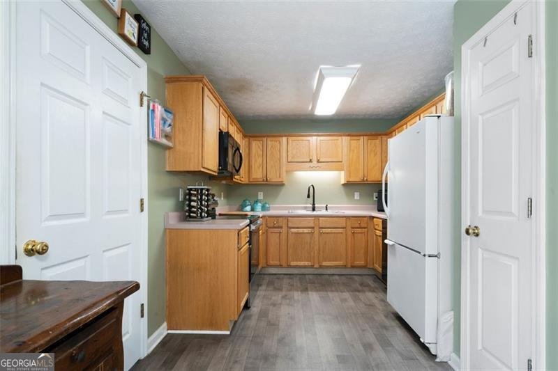 210 Diamond Court Carrollton - 10