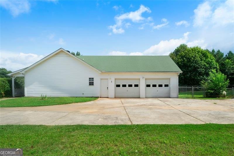 210 Diamond Court Carrollton - 3