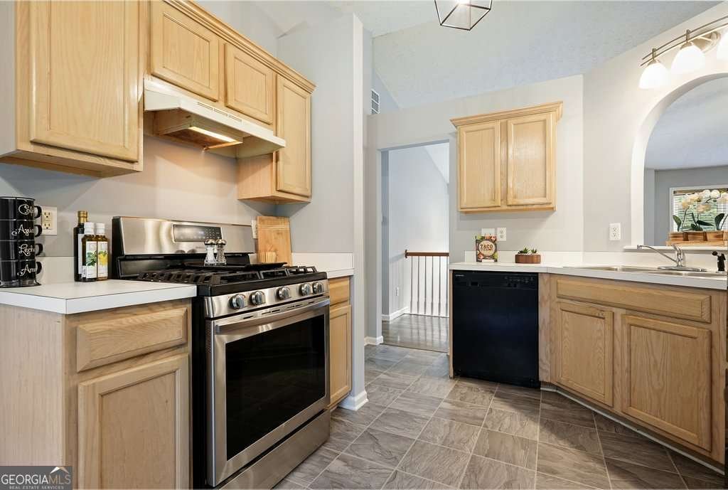 54 Crestwood Drive Dallas - 21