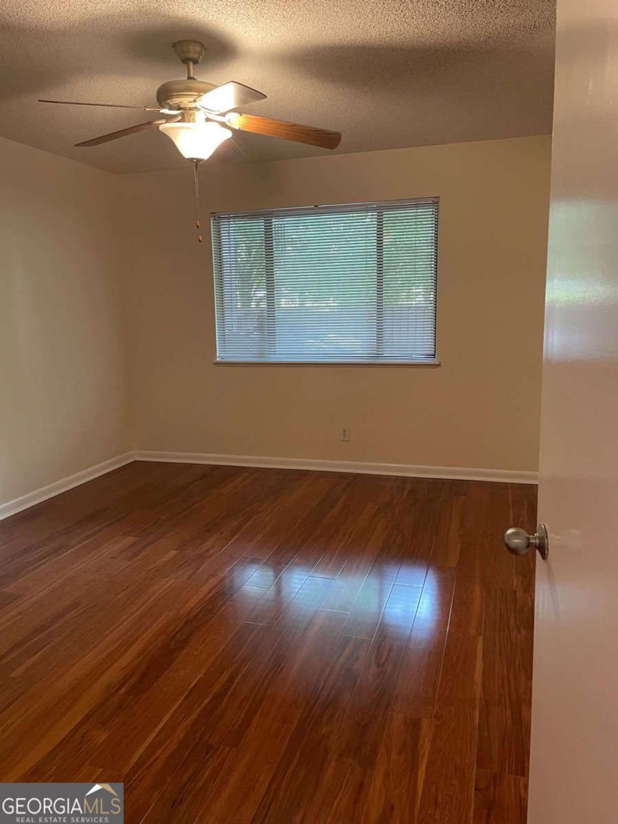 33 FINCH Trail Atlanta - 10