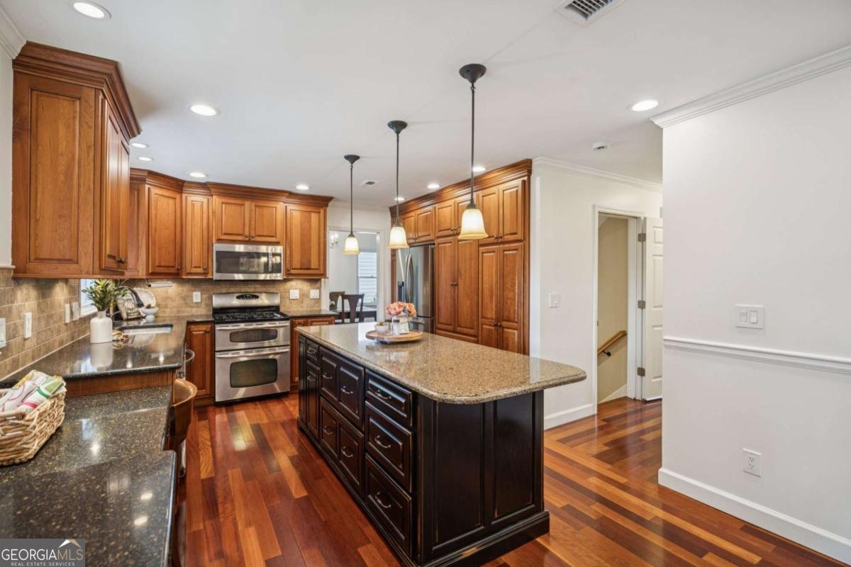 1033 Pine Grove Drive Alpharetta - 15