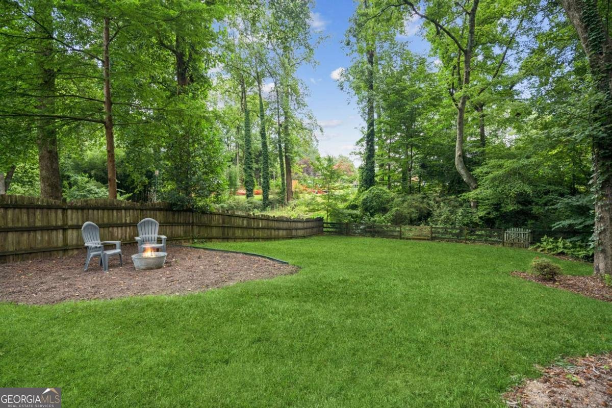 1033 Pine Grove Drive Alpharetta - 35