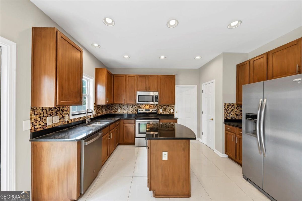 660 Maple Crest Drive Lawrenceville - 12