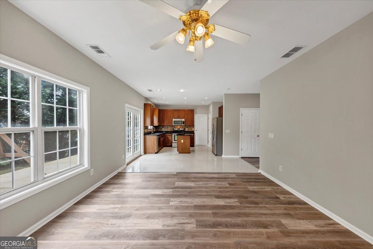660 Maple Crest Drive Lawrenceville - 18