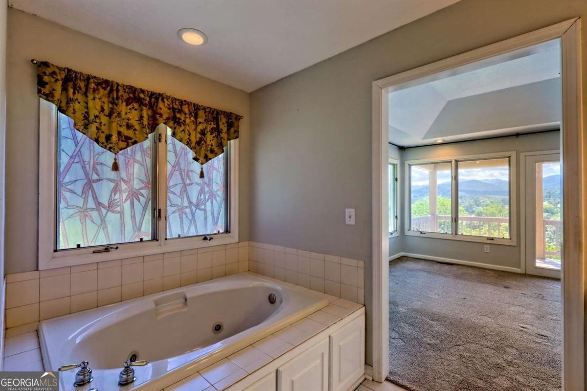 136 Elf School Ridge Hayesville - 47