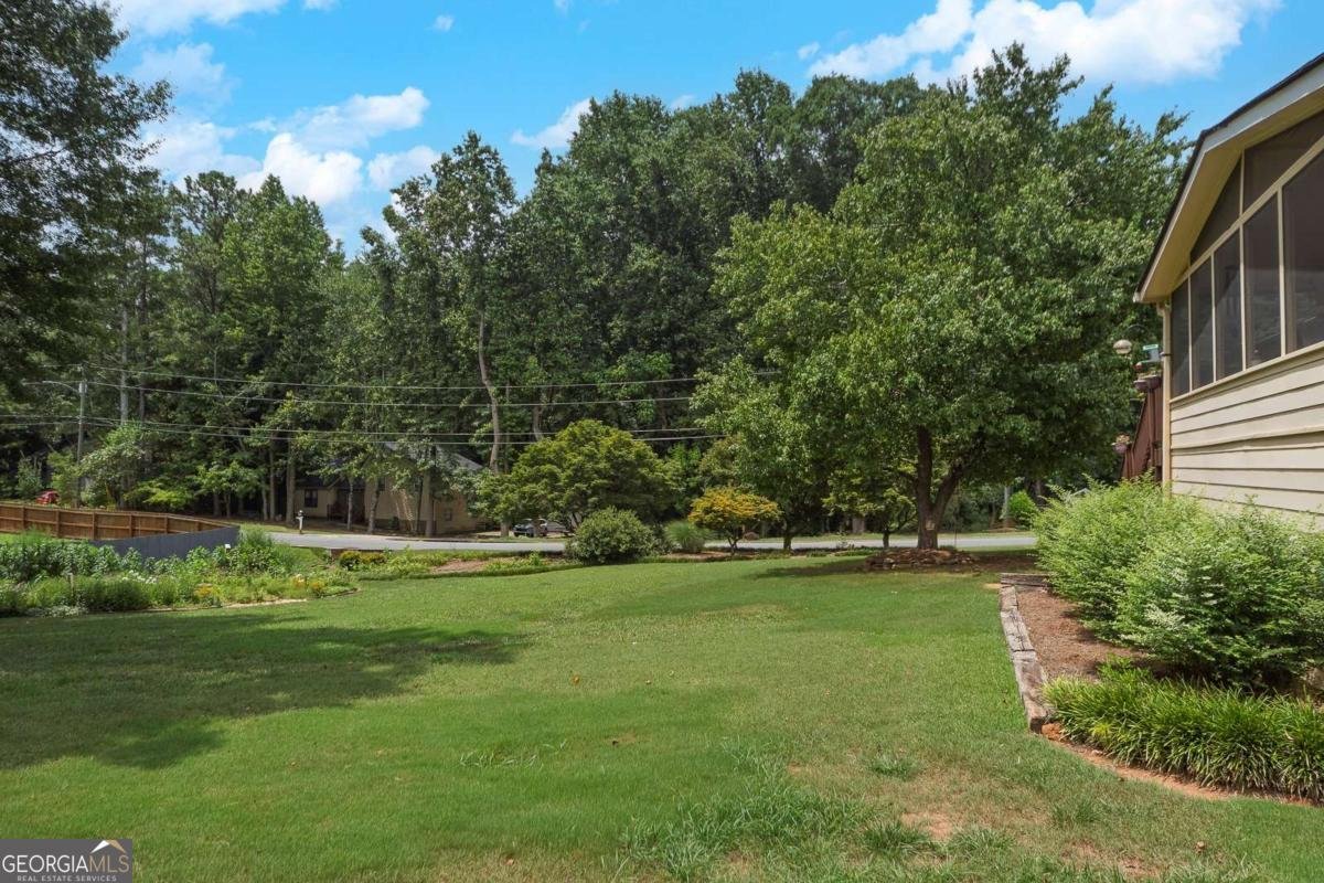 986 Sarah Francis Circle Marietta - 8