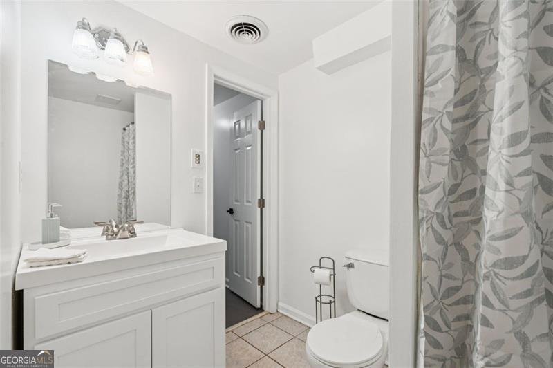 5623 High Harbor Point Gainesville - 30