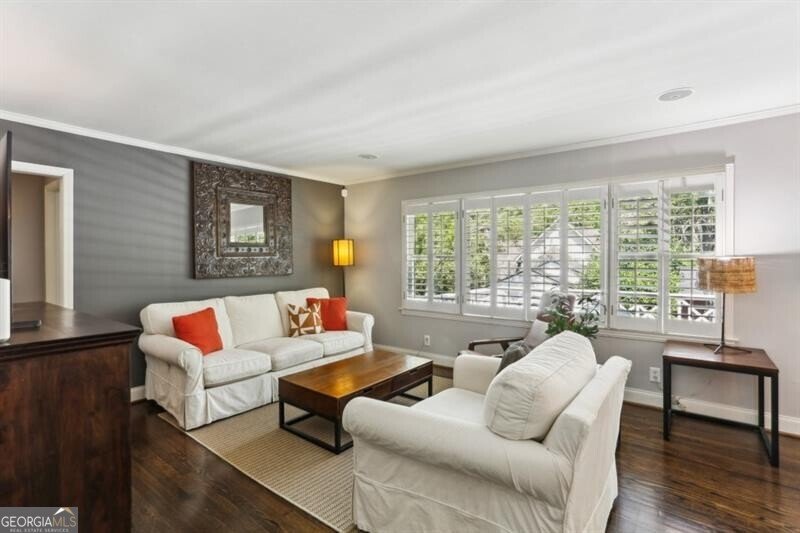 3005 Howell Mill Road Atlanta - 3