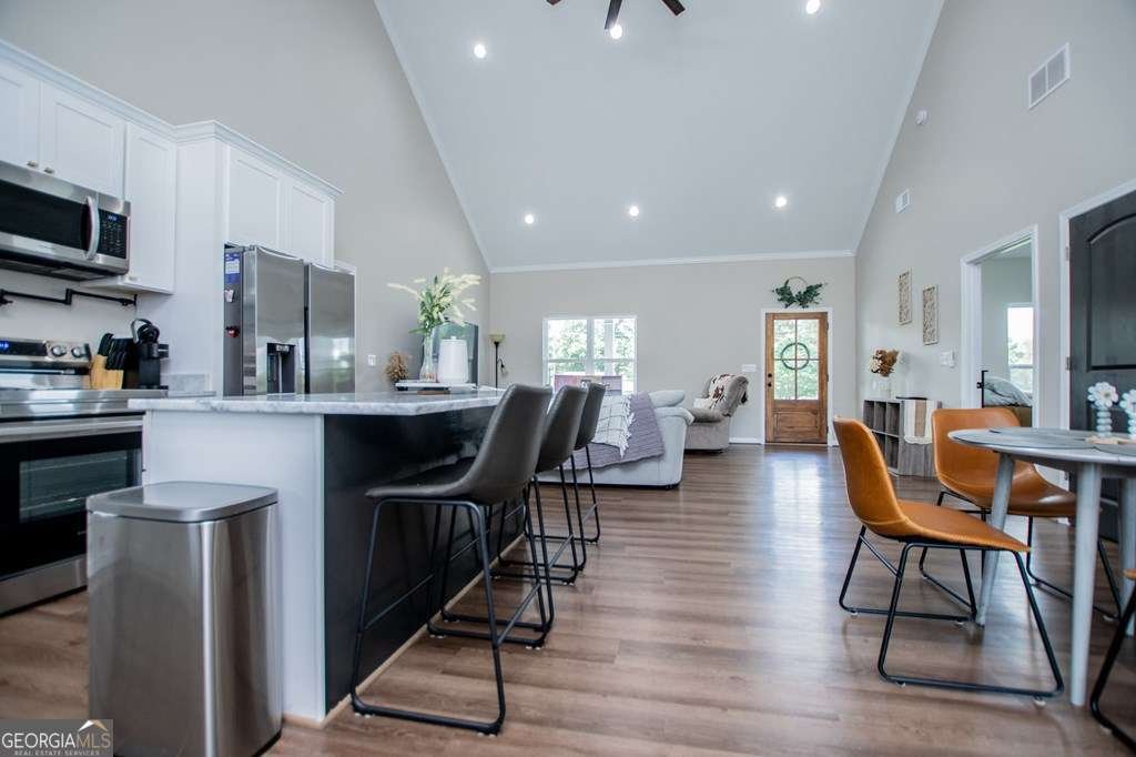 20735 Main Street Ranburne - 2