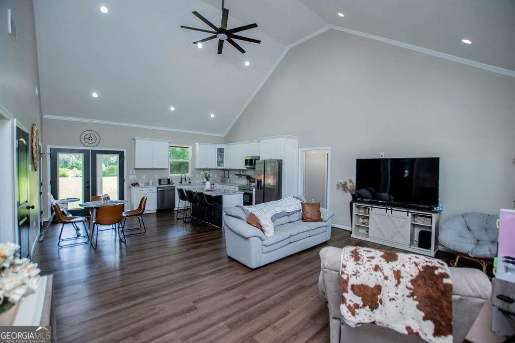20735 Main Street Ranburne - 3