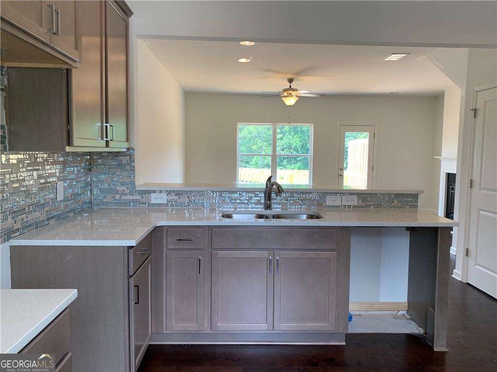 915 Society Circle Atlanta - 2