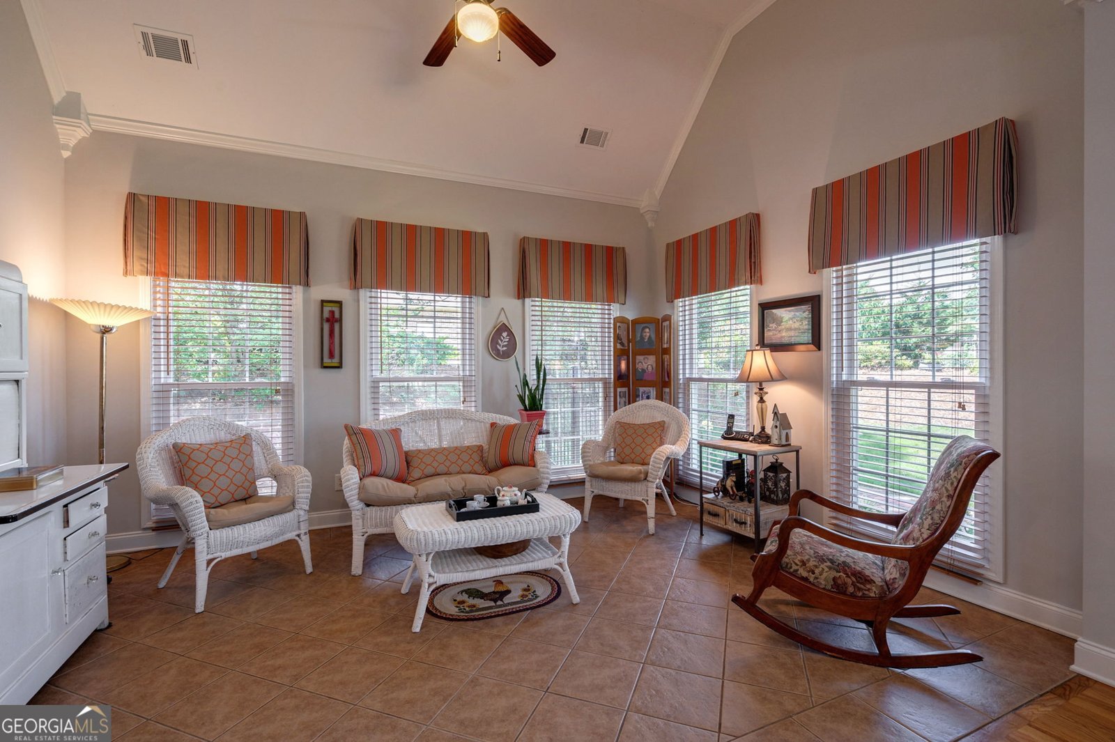 2661 White Rose Drive Loganville - 16