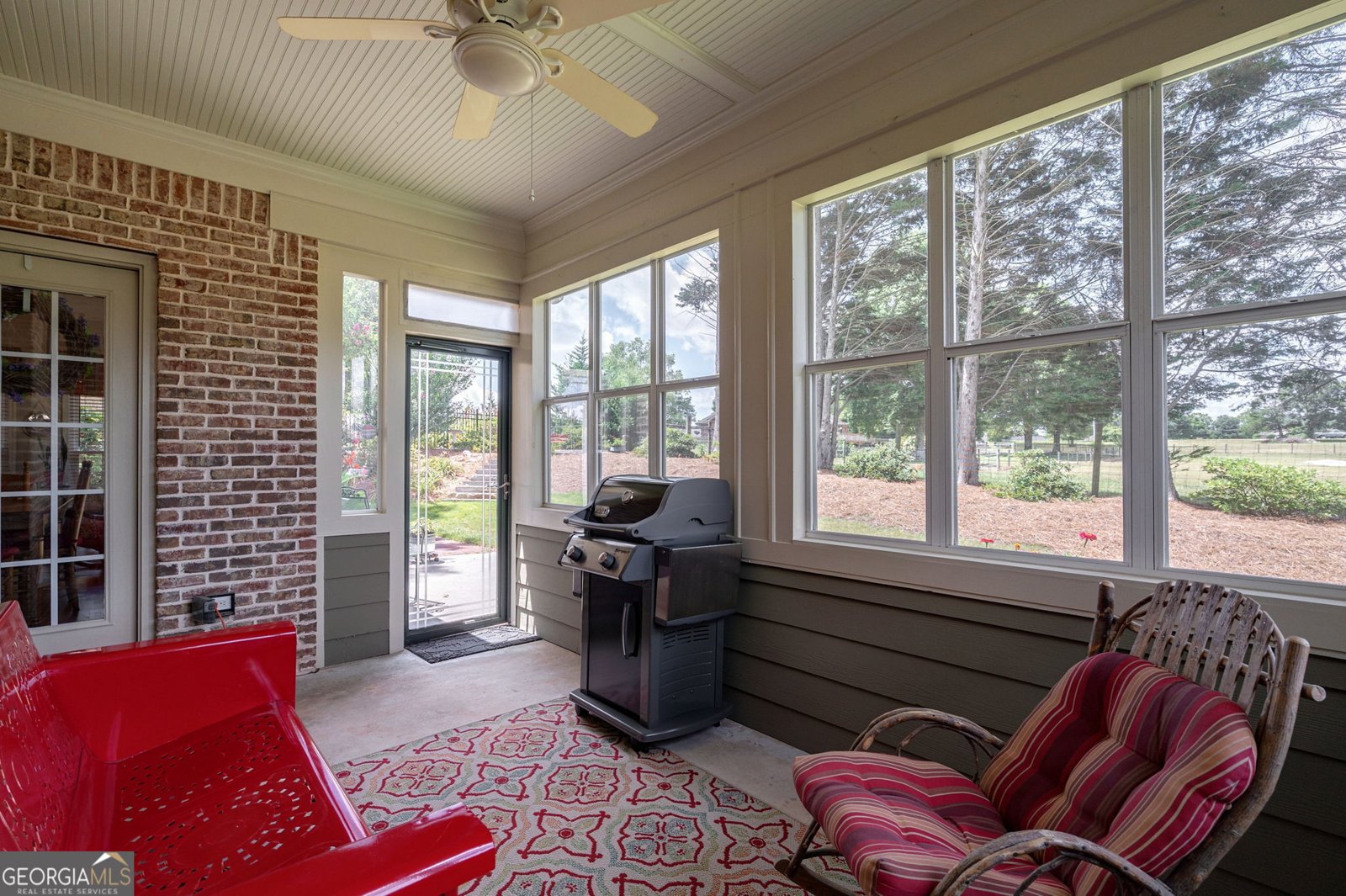 2661 White Rose Drive Loganville - 37