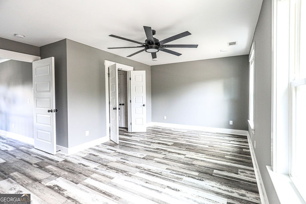 653 Seiler Avenue Savannah - 25