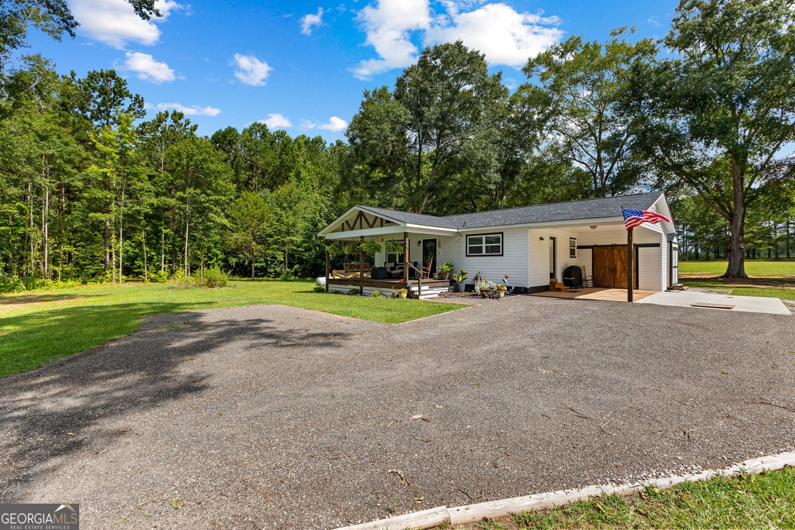 351 East Milner Road Zebulon - 35
