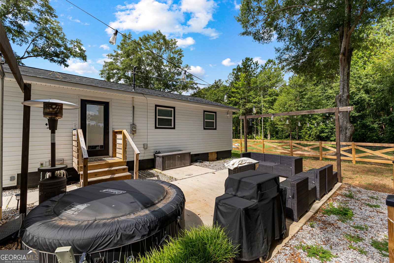 351 East Milner Road Zebulon - 52
