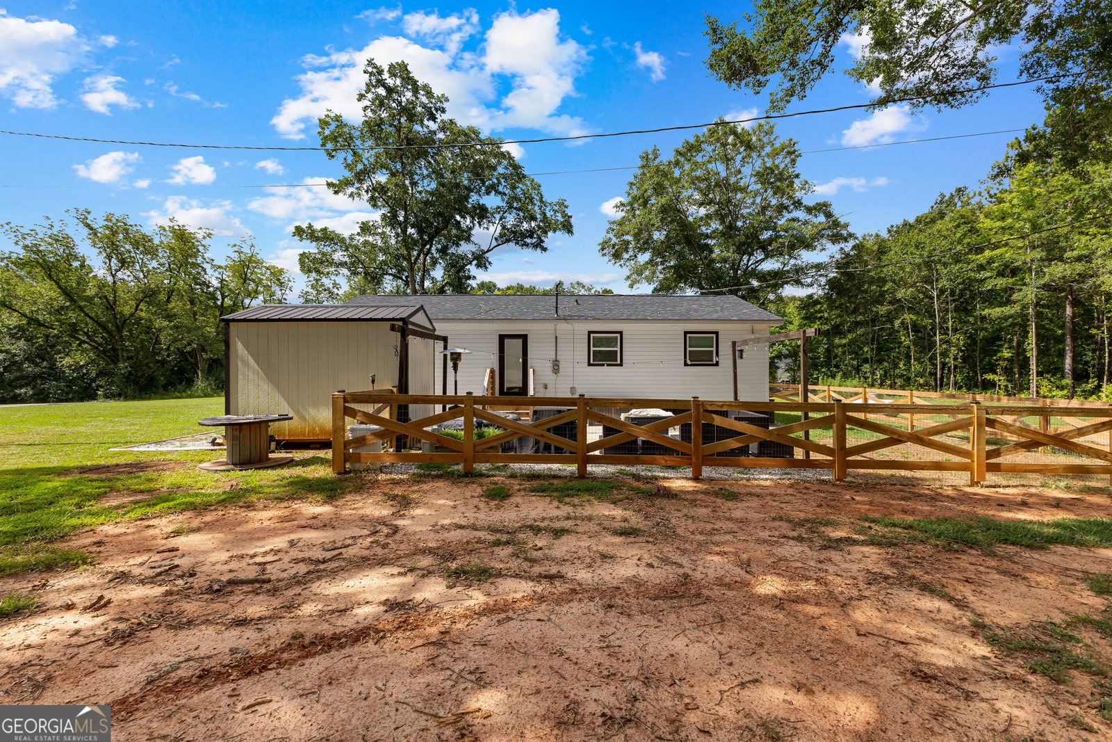 351 East Milner Road Zebulon - 54