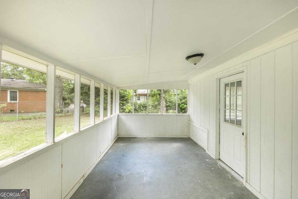 302 Briardale Avenue Warner Robins - 25