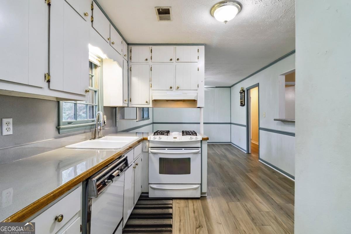 3075 Hidden Drive Lawrenceville - 2