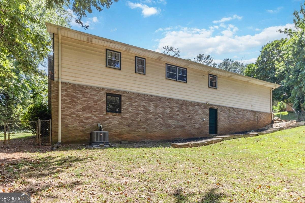 3075 Hidden Drive Lawrenceville - 36