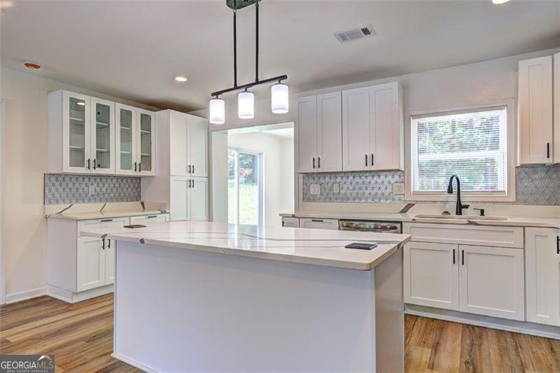 2595 NORTHFIELD Atlanta - 3