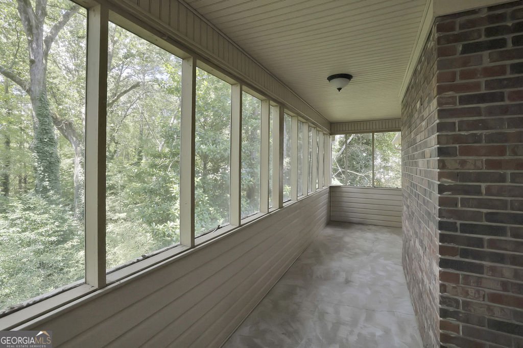 1410 Dallas Circle Marietta - 33