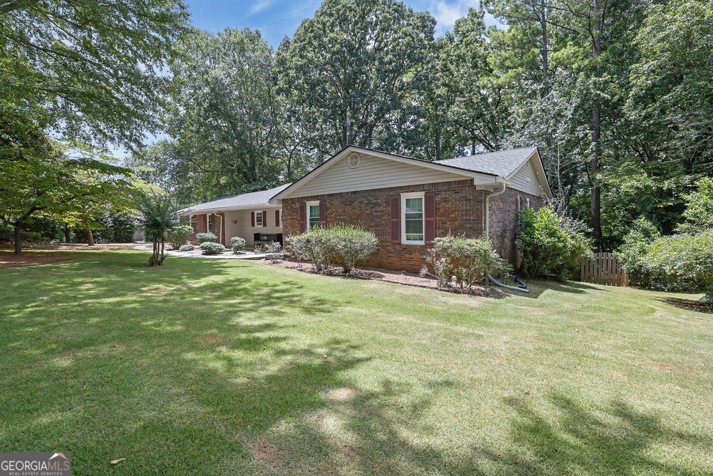 1410 Dallas Circle Marietta - 38