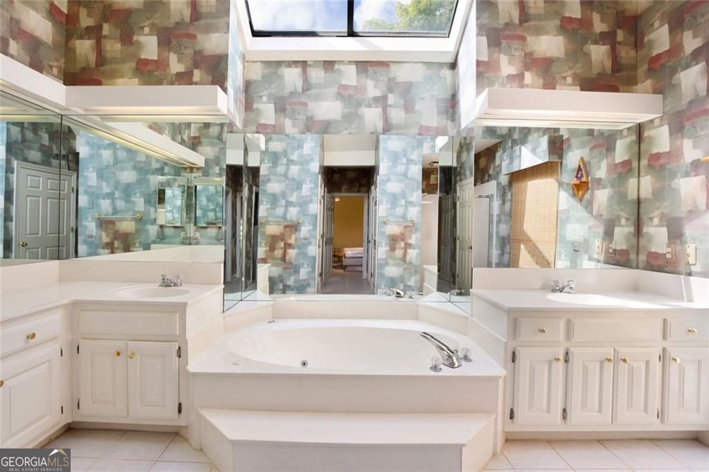 4590 Village Drive Dunwoody - 16