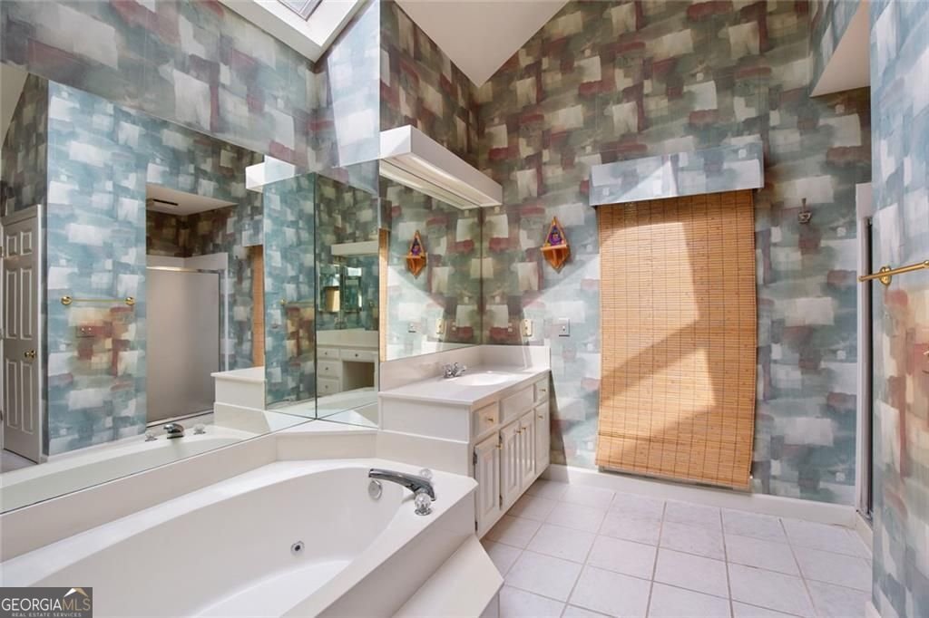 4590 Village Drive Dunwoody - 17