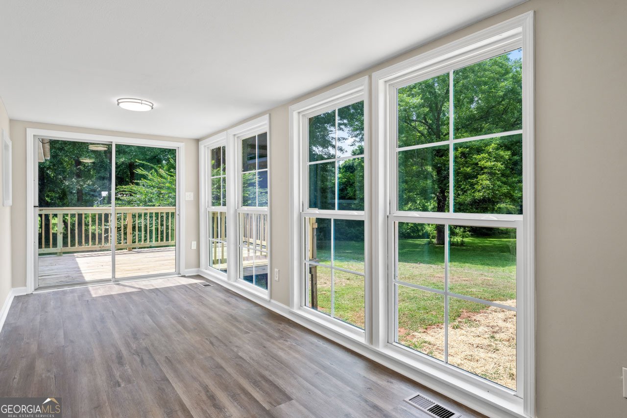 166 James Drive Hampton - 13