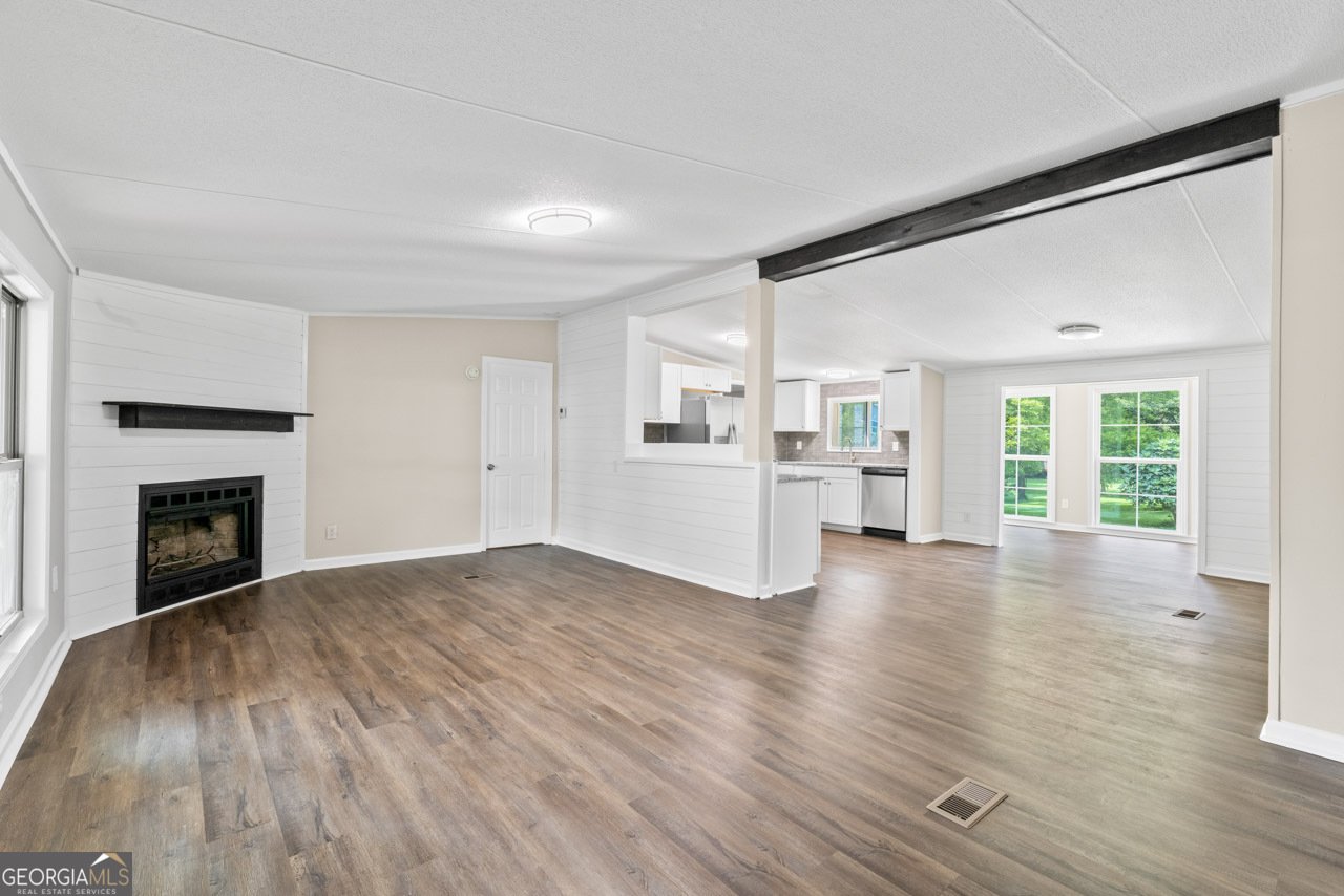166 James Drive Hampton - 5
