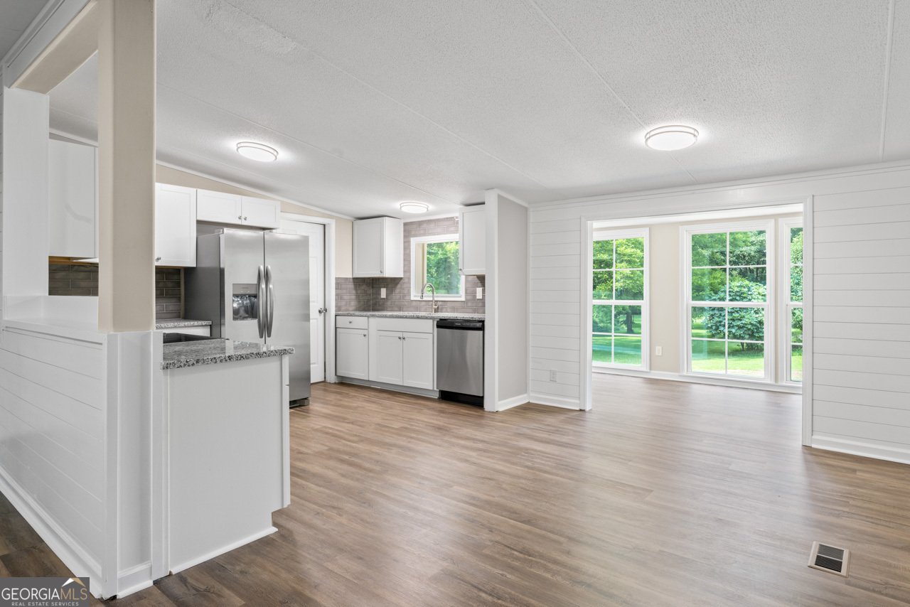 166 James Drive Hampton - 6