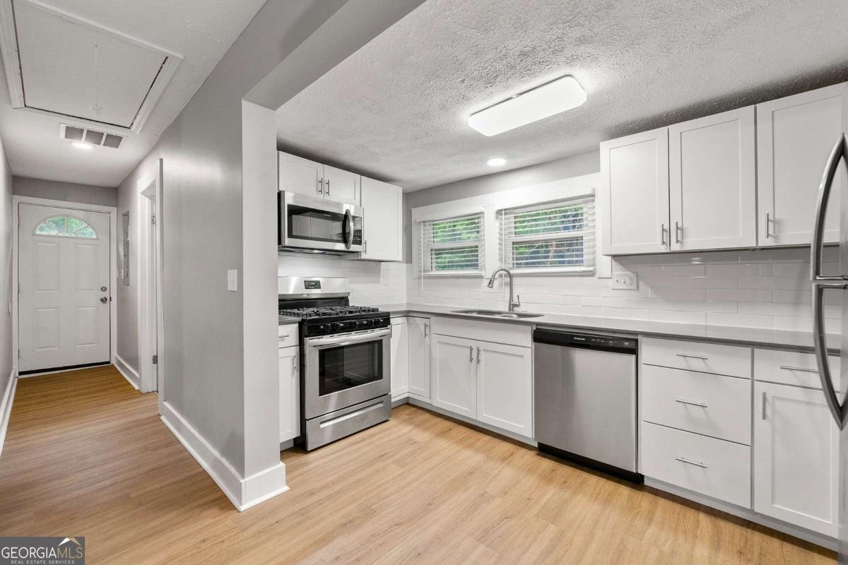 399 Gresham Road Mableton - 2