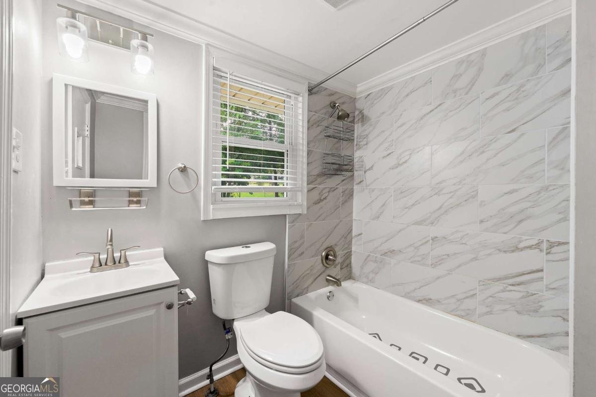 399 Gresham Road Mableton - 3