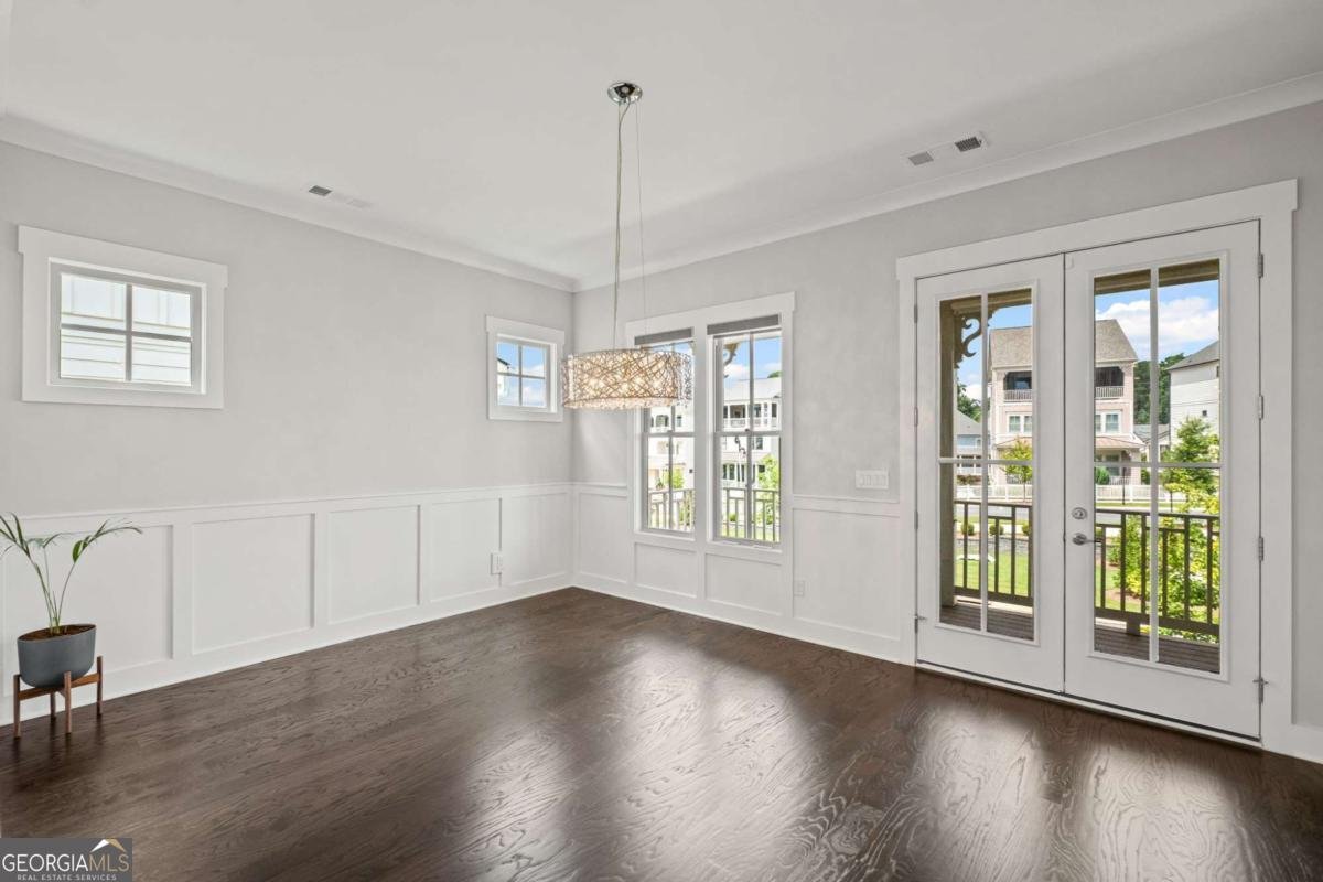 583 Club Drive Woodstock - 21