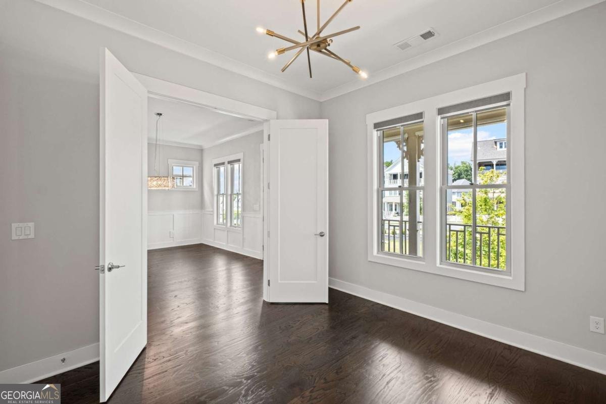 583 Club Drive Woodstock - 24