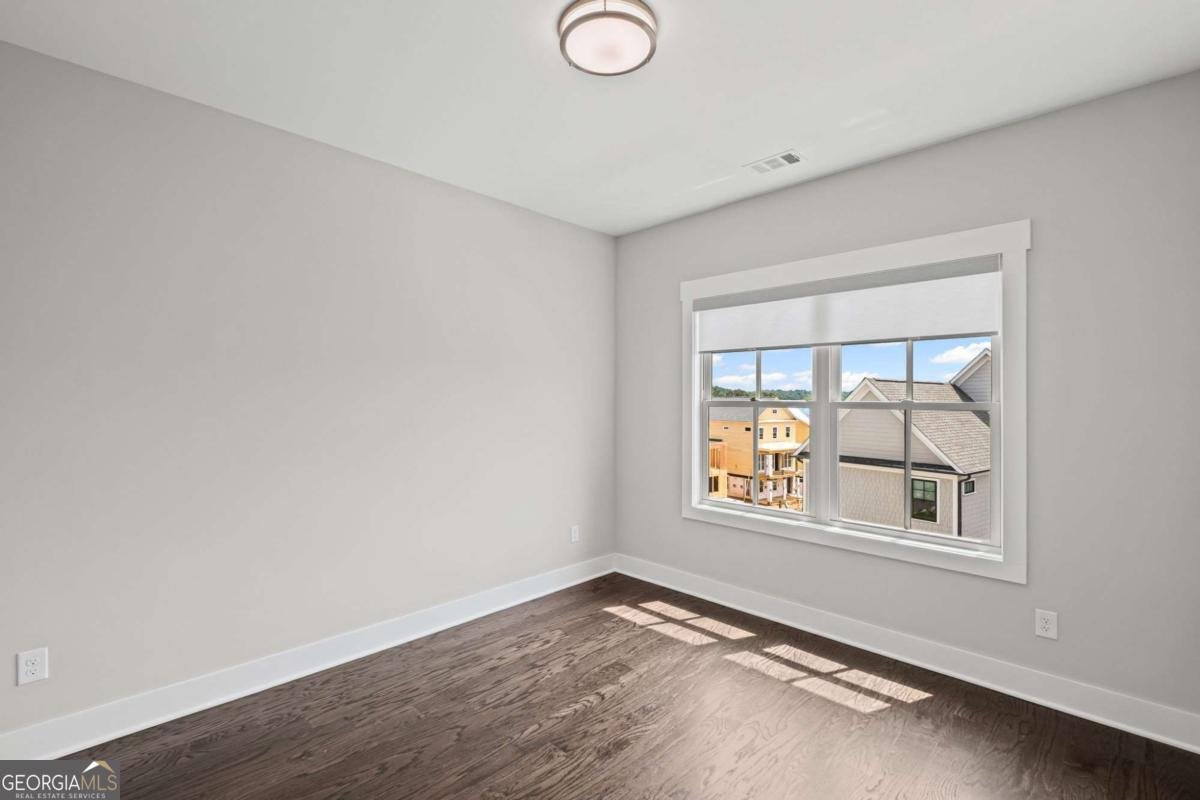 583 Club Drive Woodstock - 35