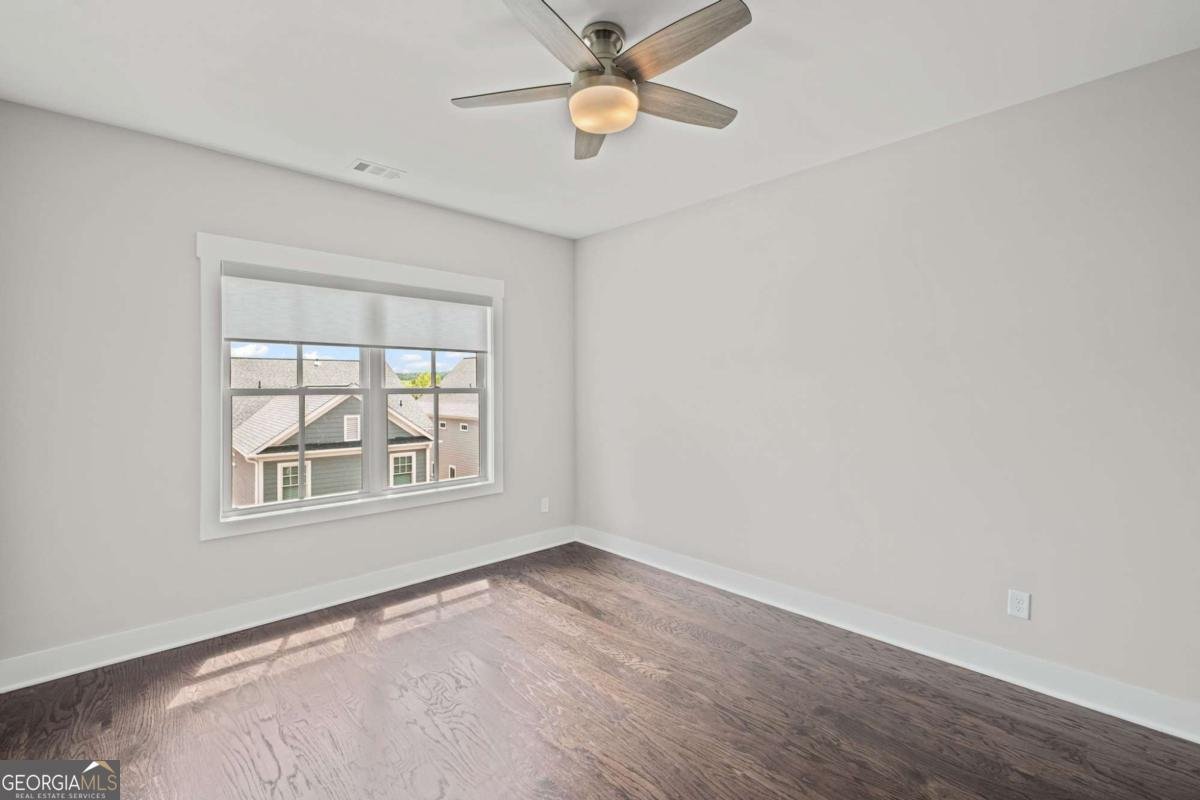 583 Club Drive Woodstock - 37