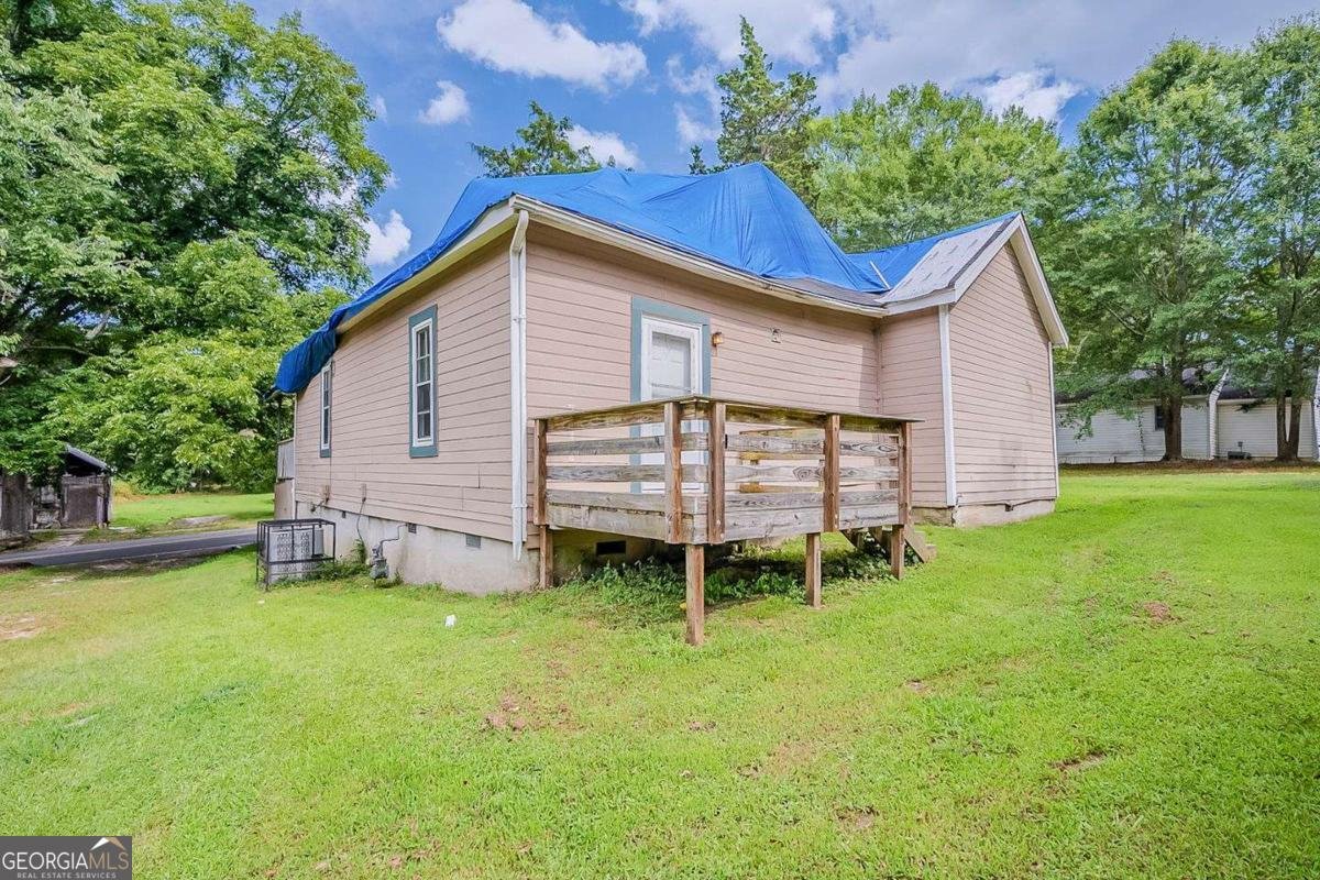 8211 Colquitt Street Douglasville - 27