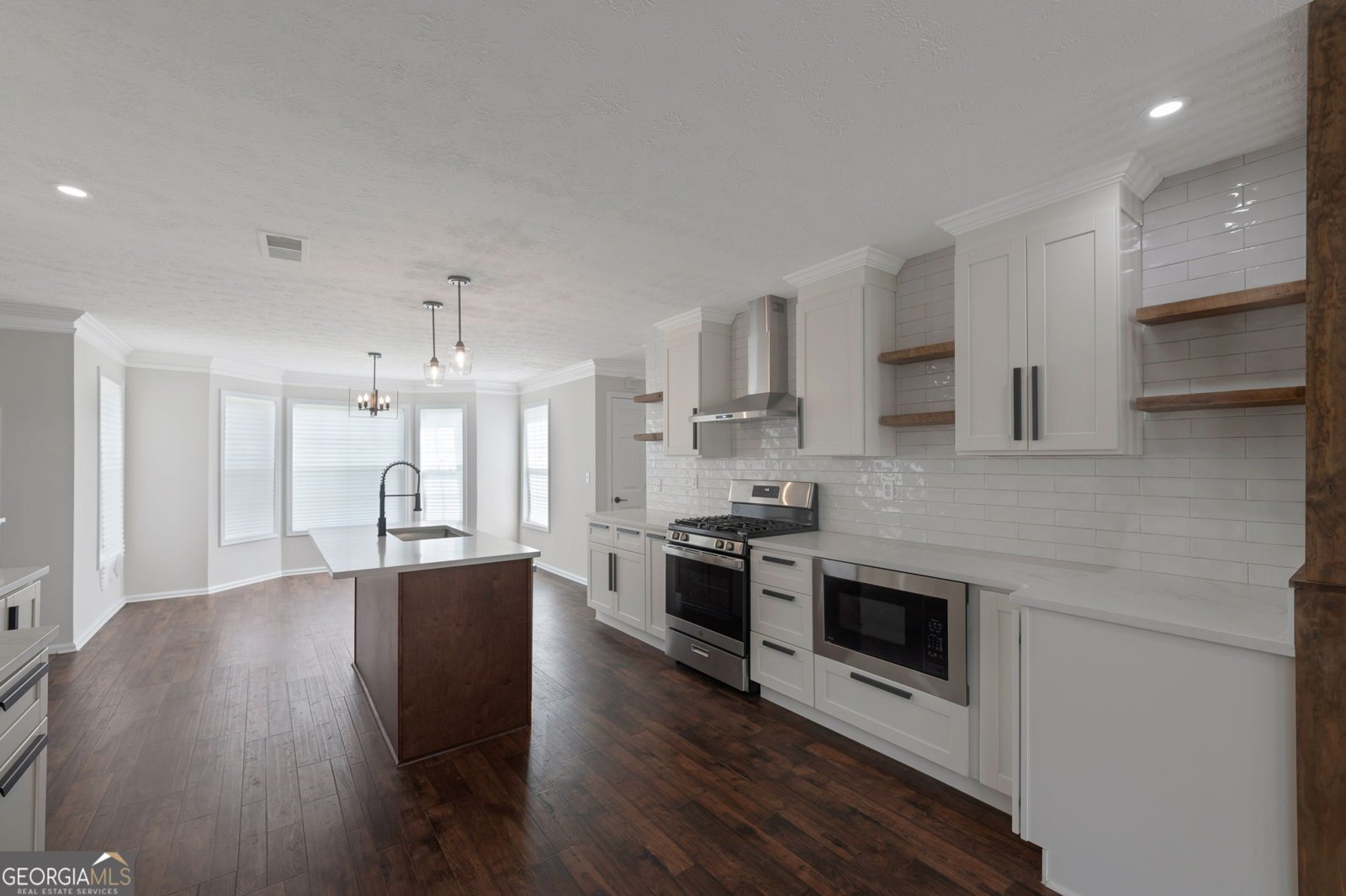 532 Surrey Lane Stockbridge - 1