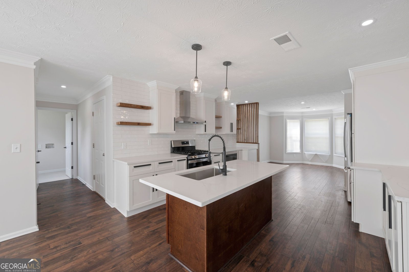532 Surrey Lane Stockbridge - 3
