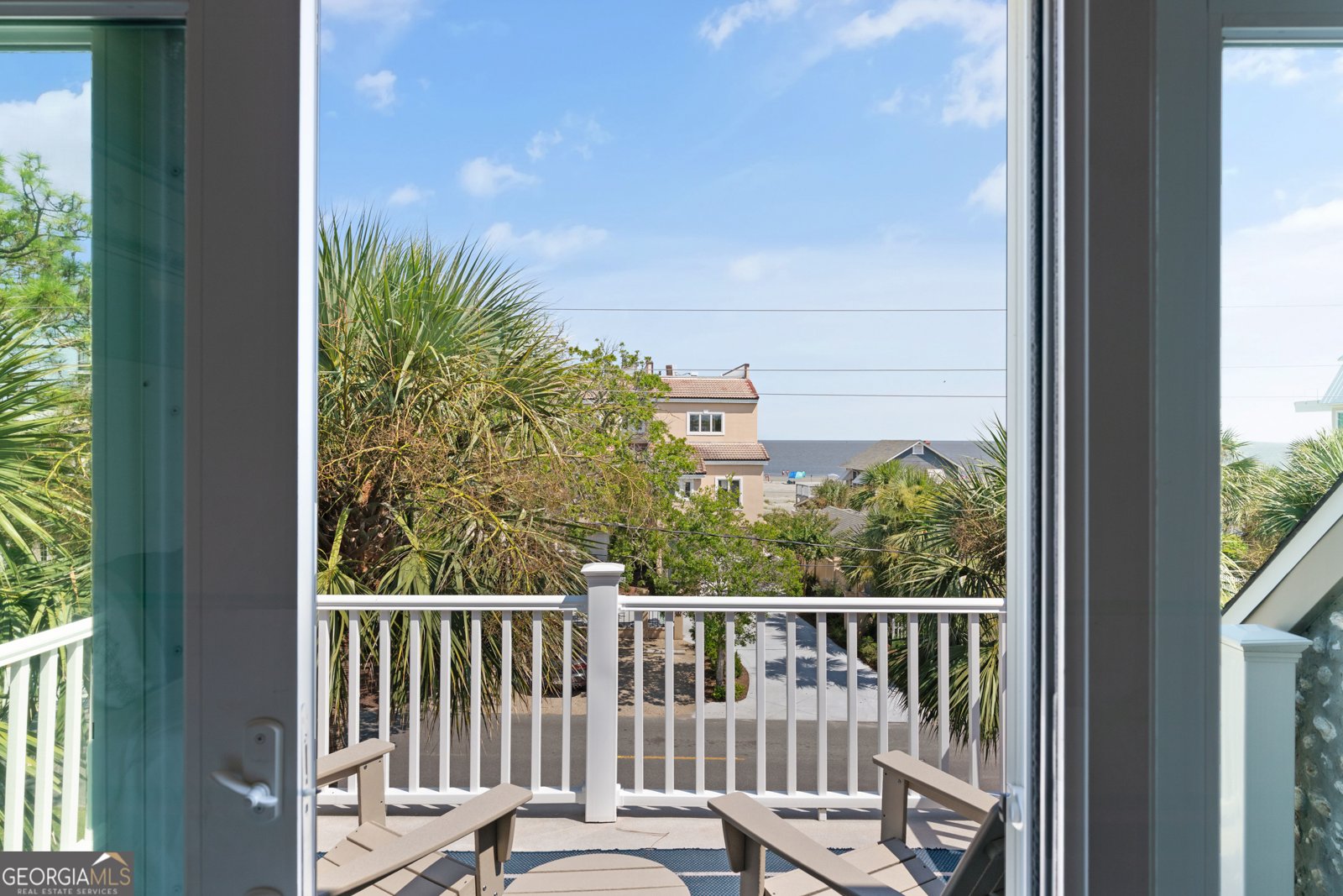 1035 BEACHVIEW Drive St. Simons - 31