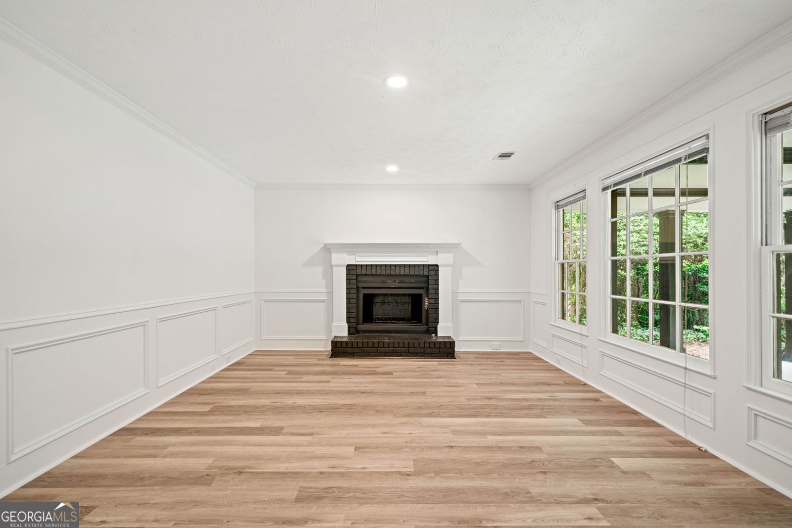 4220 Singing Post Lane Roswell - 11