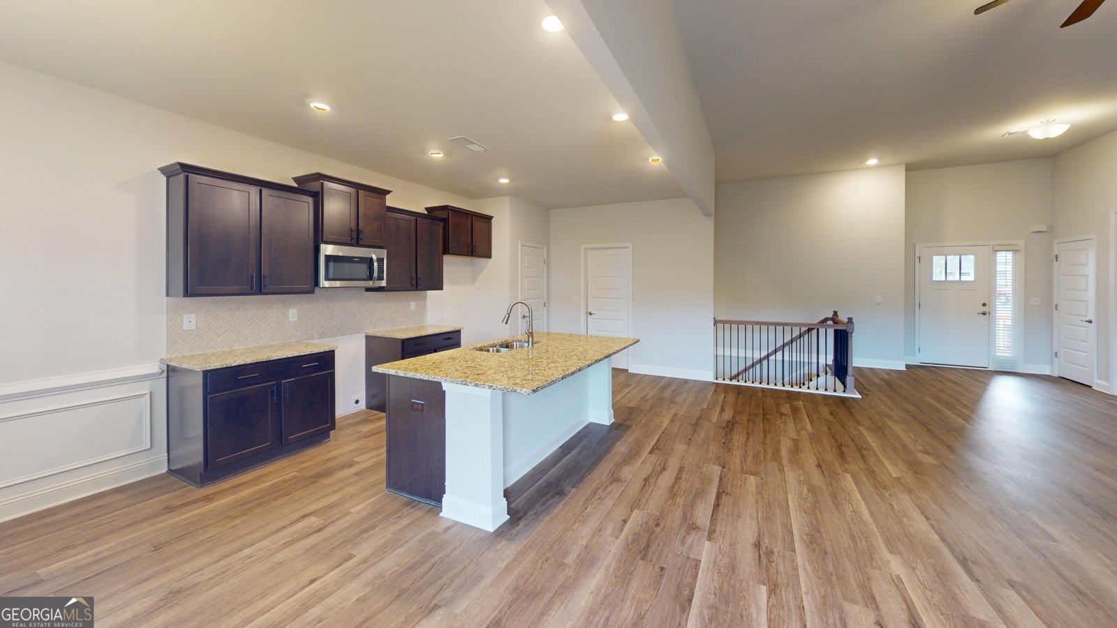 450 SOUTHERN OAKS Drive Macon - 19